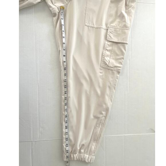 Old Navy Jogger Cargo Pants Womens Size L Cream Lined Stretch Casual Travel - Picture 11 of 16